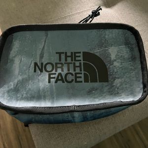 North face fanny pack Explore BLT- Goblin Blue Granitic Rock Print/TNF Black NWT